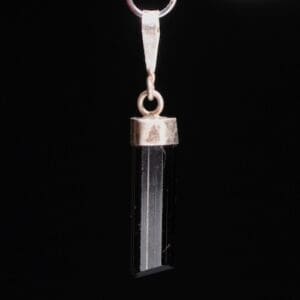 Zwarte toermalijn hanger puntje