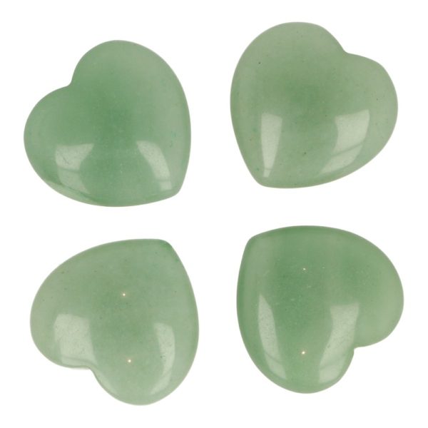 Fraaie groene aventurijn hartje 3cm breed en enigszins transparant.